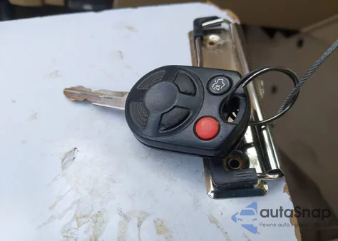 2010 Ford Escape Xlt from USA, damaged, VIN 1FMCU0DG4AKB60814